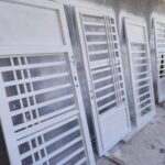 استمرار الأعمال الإنشائية في متوسطة التضامن للأيتام بالشطرة.. وتركيب الأبواب والشبابيك ضمن مراحل الإنجاز